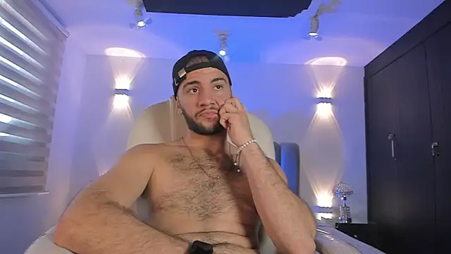 MaximusDick1  online show from March 4, 4:37 pm