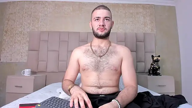 MaximusDick1  online show from October 15, 3:38 am