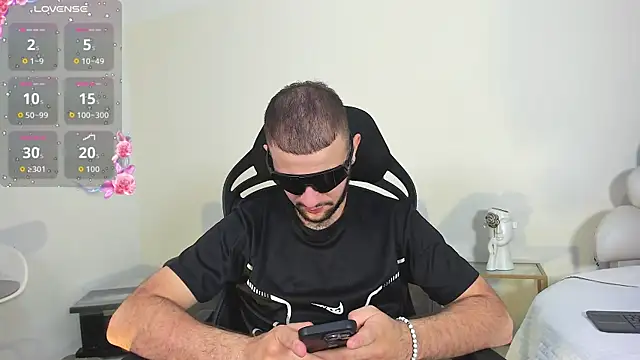 MaximusDick1  online show from July 1, 12:49 pm