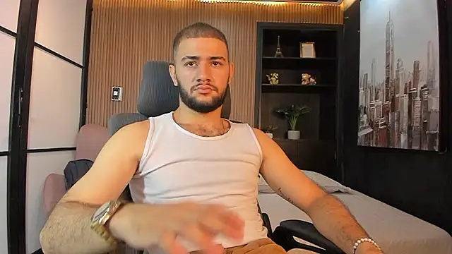 MaximusDick1  online show from February 20, 1:57 pm