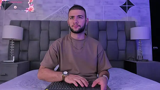 MaximusDick1  online show from May 14, 12:02 pm