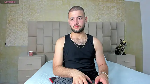 MaximusDick1  online show from November 11, 3:12 am