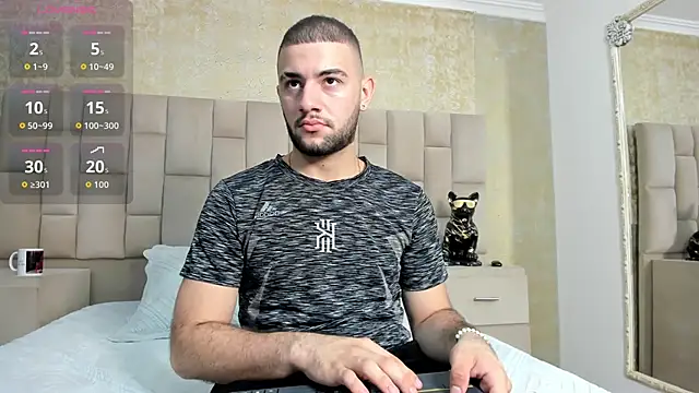 MaximusDick1  online show from October 24, 4:22 am