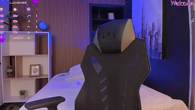 MaximusDick1  online show from March 21, 12:42 pm