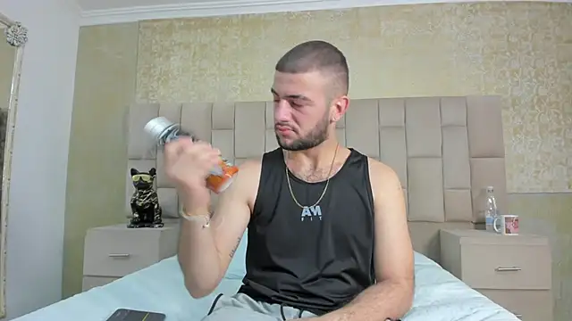 MaximusDick1  online show from October 30, 4:33 am