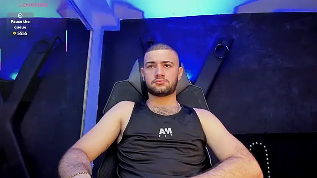 MaximusDick1  online show from September 14, 3:07 am