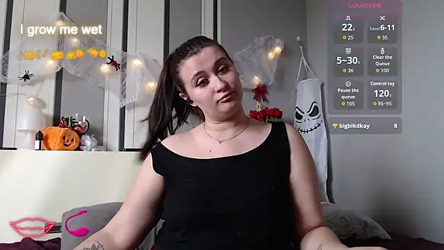 Jadelli online show from October 15, 7:38 am