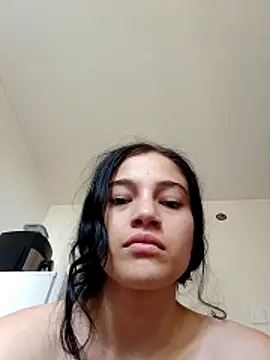 Virgin Pussy Love online show from June 5, 12:44 pm
