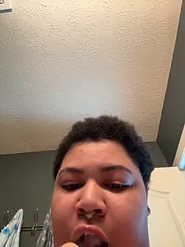 Ectorius online show from April 20, 3:13 pm