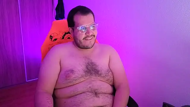 Snapshot of bearcloudcomputa chatting on November 27, 5:08 am bearcloudcomputa online show from November 27, 5:08 am