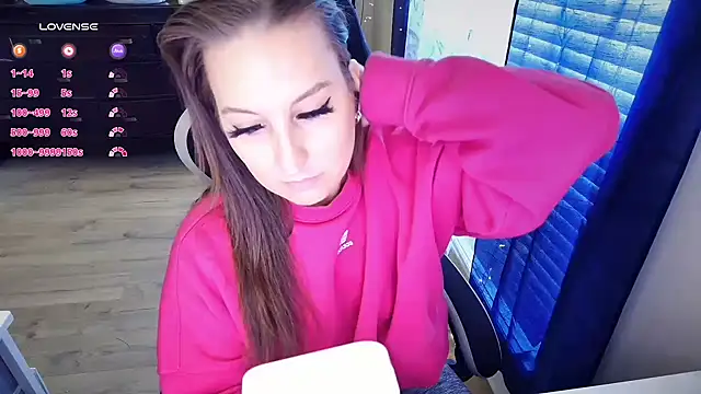 Brooklyn Bee online show from November 29, 9:15 pm