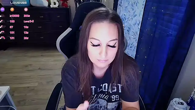 Brooklyn Bee online show from December 4, 10:31 pm