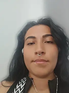 Pauilina online show from May 13, 3:08 pm