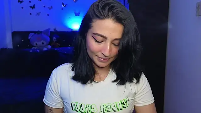 Pauilina online show from November 15, 9:41 pm