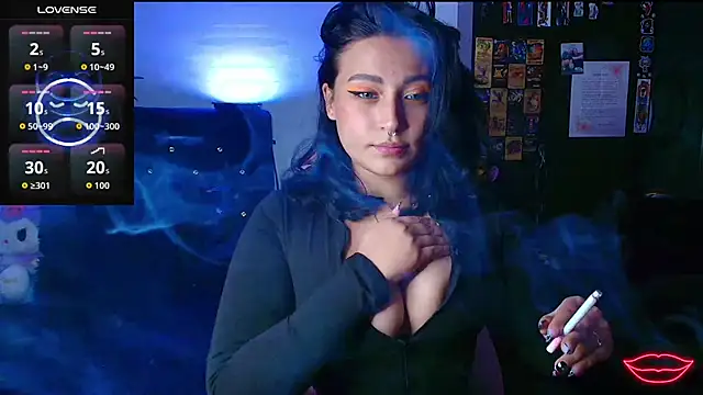 Snapshot of Pauilina chatting on October 12, 8:43 pm Pauilina online show from October 12, 8:43 pm