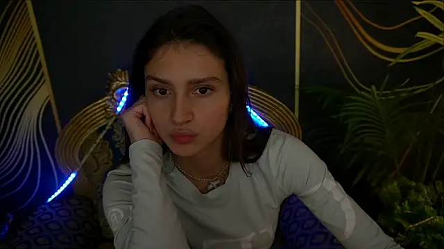 Snapshot of ValeryRoyale chatting on February 4, 12:00 pm ValeryRoyale online show from February 4, 12:00 pm