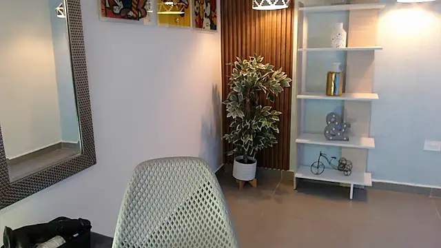 Snapshot of Dalila_Sky chatting on February 23, 6:08 pm Dalila Sky online show from February 23, 6:08 pm