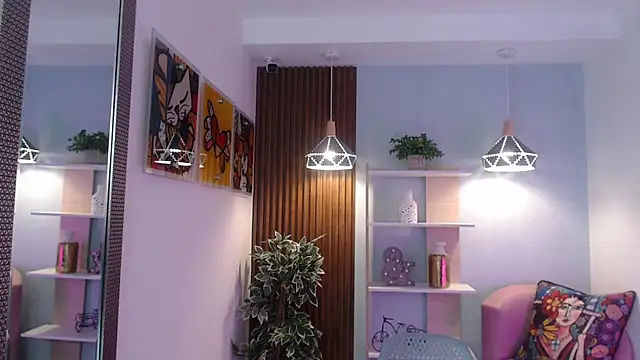 Dalila Sky online show from April 13, 6:01 pm