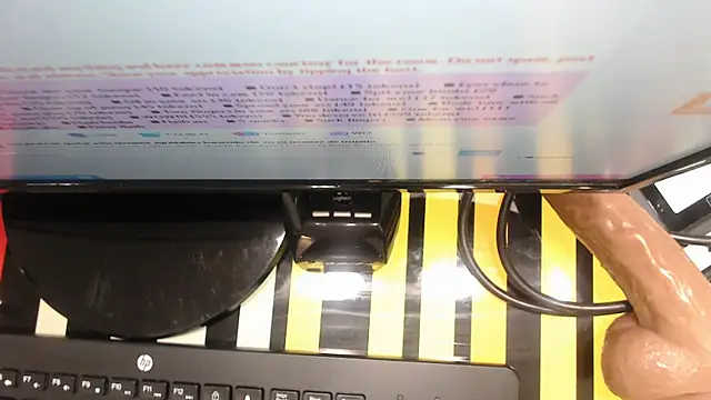 Dalila Sky online show from April 1, 6:05 pm