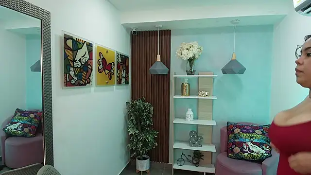 Dalila Sky online show from November 8, 6:11 pm