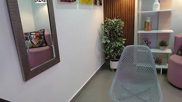 Snapshot of Dalila_Sky chatting on January 16, 3:16 pm Dalila Sky online show from January 16, 3:16 pm