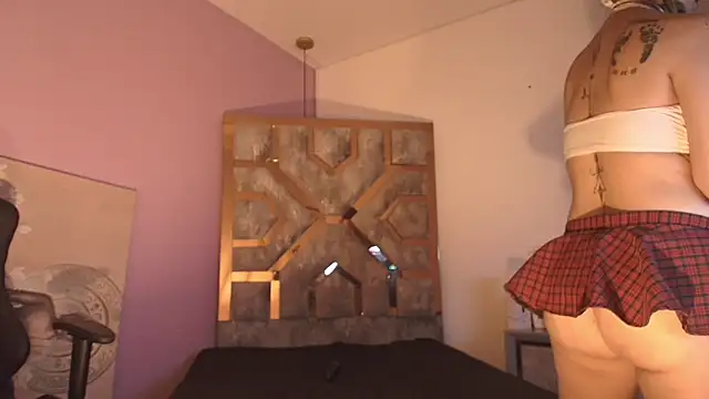 Snapshot of BRITHANY_SPARK chatting on December 2, 3:52 am BRITHANY SPARK online show from December 2, 3:52 am