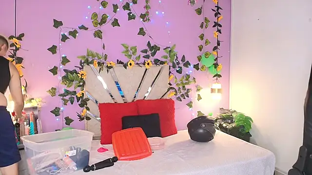 BRITHANY SPARK online show from April 24, 12:45 am
