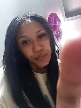 Snapshot of devi_black13_ chatting on February 11, 11:01 pm devi black13 online show from February 11, 11:01 pm