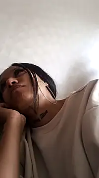 Snapshot of devi_black13_ chatting on December 25, 8:07 pm devi black13 online show from December 25, 8:07 pm