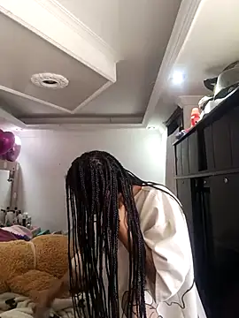 Snapshot of devi_black13_ chatting on March 18, 3:33 pm devi black13 online show from March 18, 3:33 pm