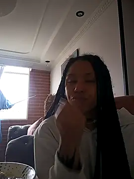 Snapshot of devi_black13_ chatting on November 28, 9:15 pm devi black13 online show from November 28, 9:15 pm