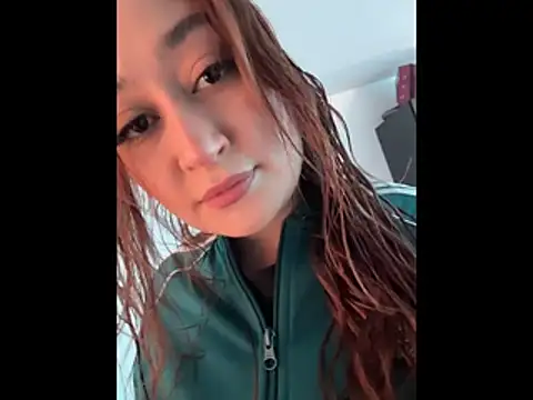 SalommeFlores online show from November 11, 8:36 pm