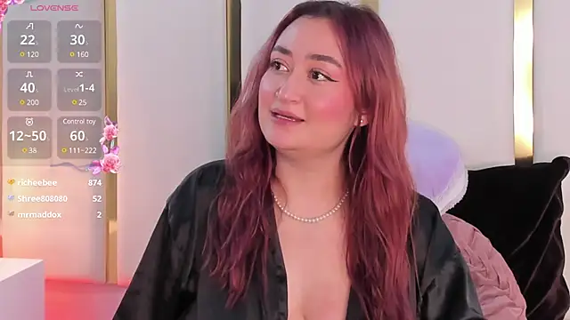 Snapshot of SalommeFlores chatting on March 14, 6:21 am SalommeFlores online show from March 14, 6:21 am