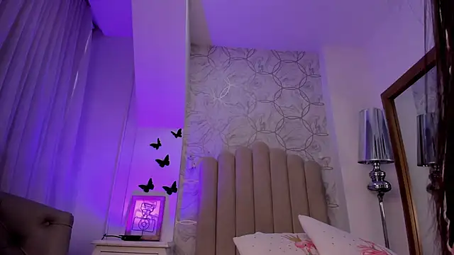 Foxy200   online show from March 20, 8:10 pm