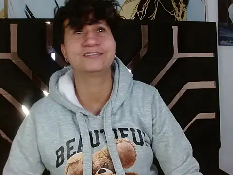 Snapshot of Im_Milan_Rs chatting on September 20, 3:22 am Im Milan Rs online show from September 20, 3:22 am
