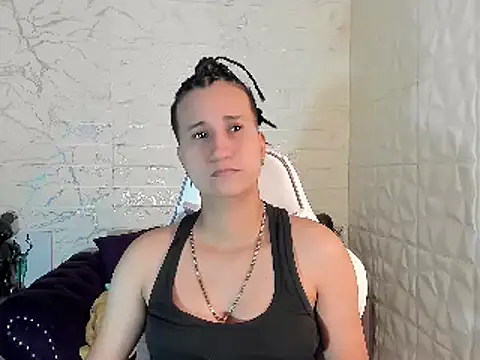 Snapshot of Im_Milan_Rs chatting on February 28, 3:48 am Im Milan Rs online show from February 28, 3:48 am