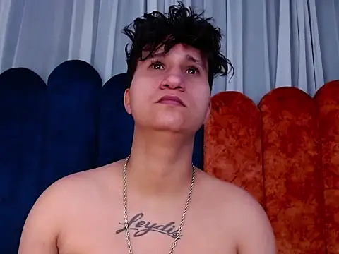 Snapshot of Im_Milan_Rs chatting on September 24, 3:02 am Im Milan Rs online show from September 24, 3:02 am