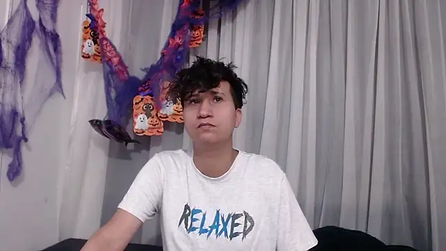 Im Milan Rs online show from October 30, 3:05 am