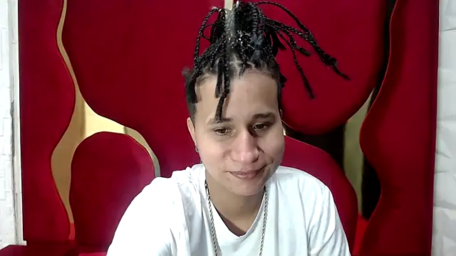 Snapshot of Im_Milan_Rs chatting on March 4, 12:18 am Im Milan Rs online show from March 4, 12:18 am