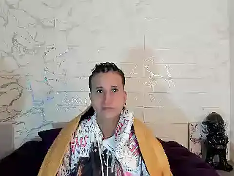 Snapshot of Im_Milan_Rs chatting on February 28, 7:15 am Im Milan Rs online show from February 28, 7:15 am