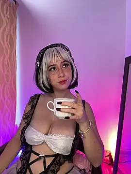 HannaSmiith online show from March 13, 1:29 pm