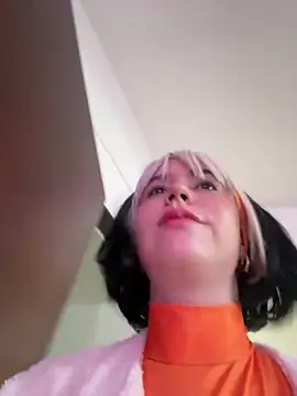 HannaSmiith online show from March 17, 1:39 pm