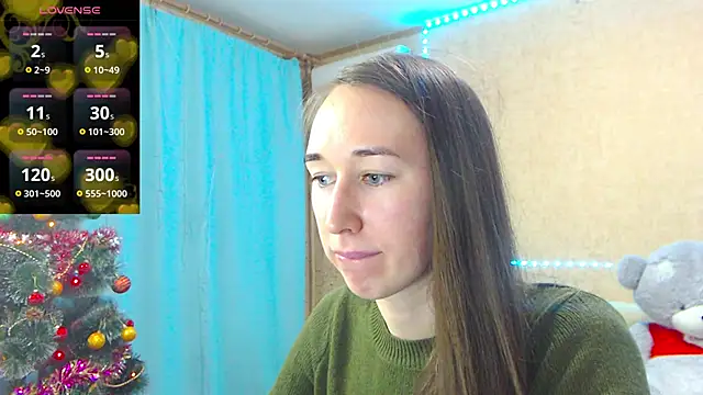 Snapshot of --Model--2 chatting on January 13, 7:10 pm --Model--2 online show from January 13, 7:10 pm