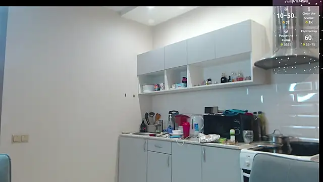Snapshot of --Model--2 chatting on October 6, 8:31 pm --Model--2 online show from October 6, 8:31 pm