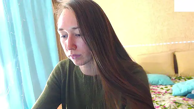 Snapshot of --Model--2 chatting on March 3, 12:45 am --Model--2 online show from March 3, 12:45 am