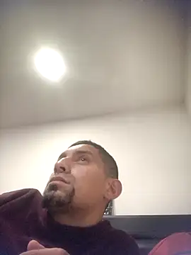 Snapshot of jeremiabello chatting on March 25, 9:14 pm jeremiabello online show from March 25, 9:14 pm
