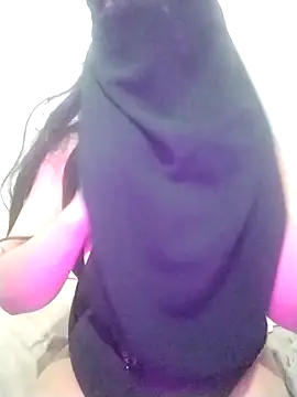 nadya-74 online show from September 20, 6:24 pm