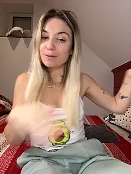 carlaaa online show from November 17, 10:36 pm