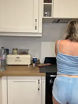 carlaaa online show from September 26, 8:27 pm