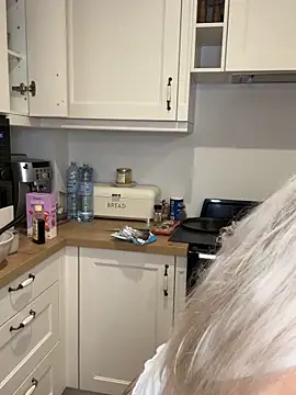 carlaaa online show from September 14, 8:20 pm